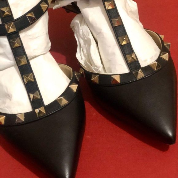 SOLD Authentic Valentino Garavani Rockstud - Picture 3 of 8